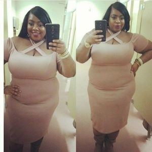 Boohoo Plus criss cross midi